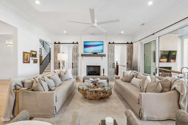 922 Mccants Drive, Mount Pleasant, SC 29464