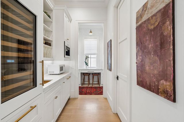 922 Mccants Drive, Mount Pleasant, SC 29464