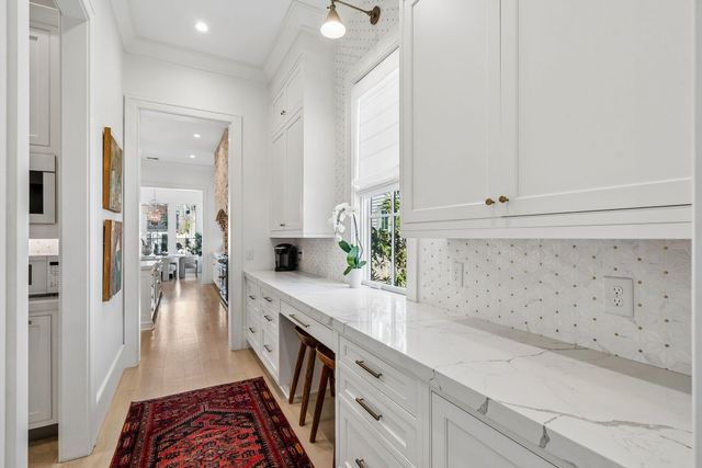 922 Mccants Drive, Mount Pleasant, SC 29464