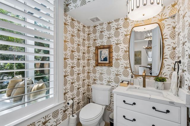 922 Mccants Drive, Mount Pleasant, SC 29464