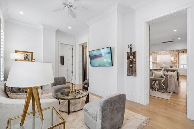 922 Mccants Drive, Mount Pleasant, SC 29464