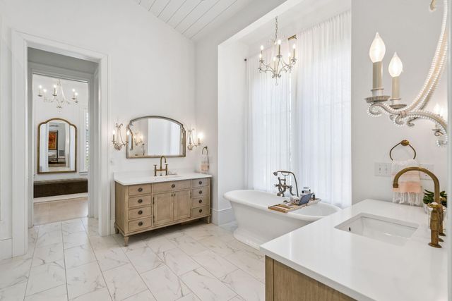 922 Mccants Drive, Mount Pleasant, SC 29464