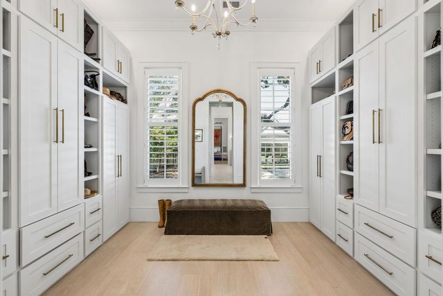 922 Mccants Drive, Mount Pleasant, SC 29464