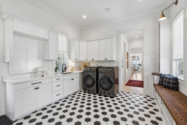 922 Mccants Drive, Mount Pleasant, SC 29464