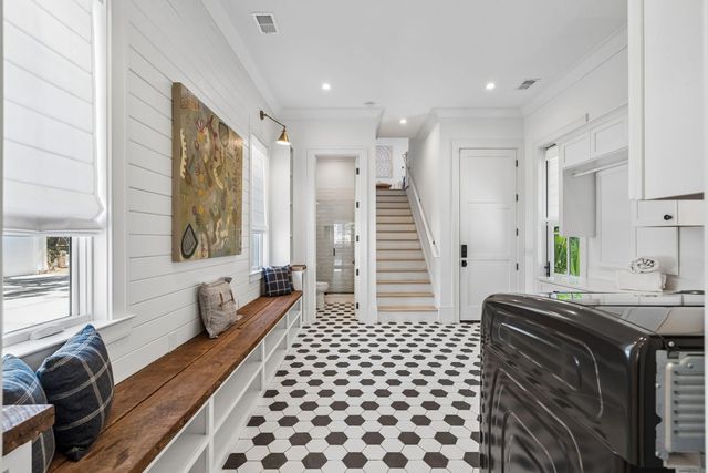 922 Mccants Drive, Mount Pleasant, SC 29464