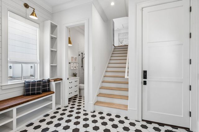 922 Mccants Drive, Mount Pleasant, SC 29464