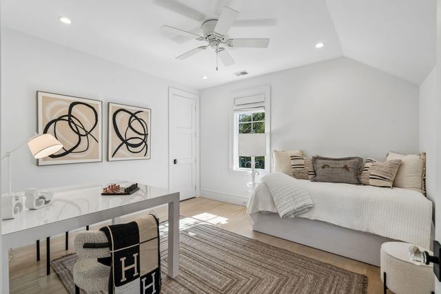 922 Mccants Drive, Mount Pleasant, SC 29464