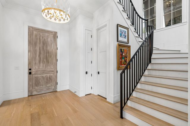 922 Mccants Drive, Mount Pleasant, SC 29464