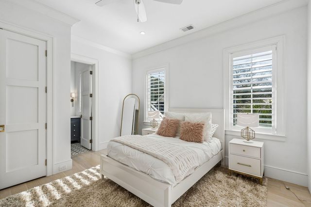 922 Mccants Drive, Mount Pleasant, SC 29464