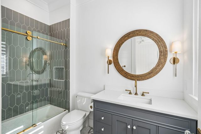 922 Mccants Drive, Mount Pleasant, SC 29464