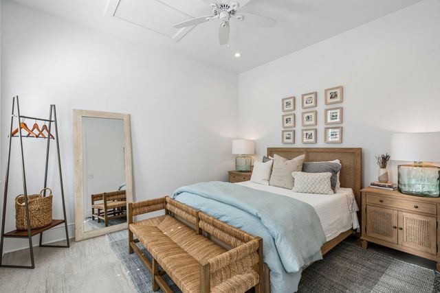 922 Mccants Drive, Mount Pleasant, SC 29464