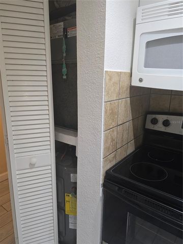 7146 E BANK DRIVE 7146, Tampa, FL 33617