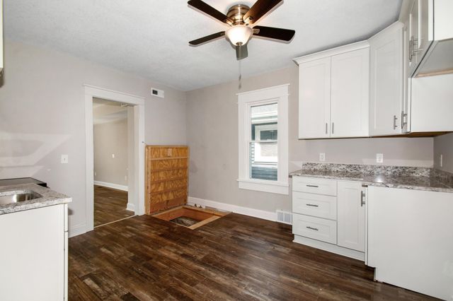 1076 Humboldt Avenue, West Saint Paul, MN 55118