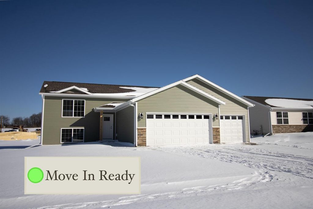 3711 MUSKIE DRIVE, Weston, WI 54476