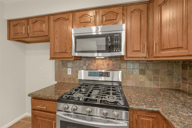 6527 Smoke Tree Lane, Sugar Land, TX 77479
