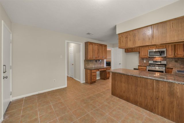 6527 Smoke Tree Lane, Sugar Land, TX 77479