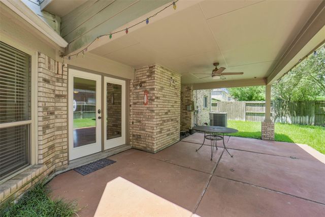 6527 Smoke Tree Lane, Sugar Land, TX 77479