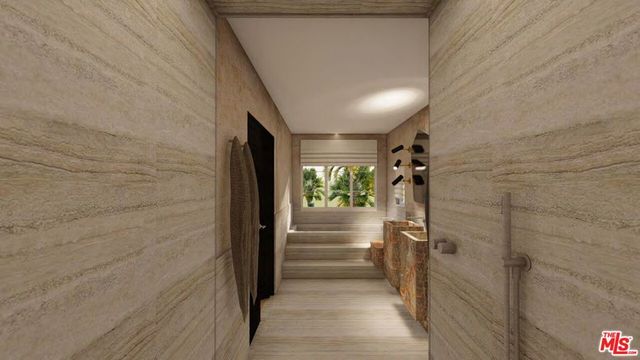 7464 Hillside Avenue, Los Angeles, CA 90046