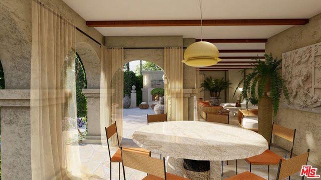 7464 Hillside Avenue, Los Angeles, CA 90046