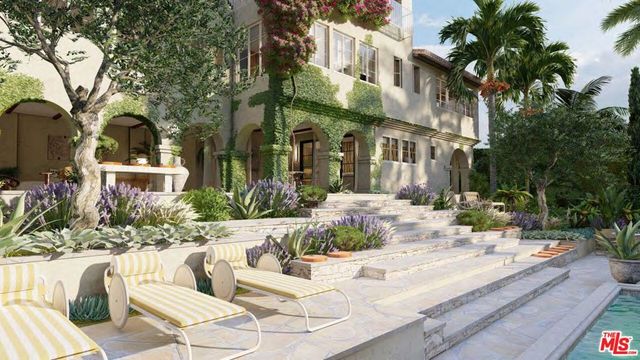 7464 Hillside Avenue, Los Angeles, CA 90046