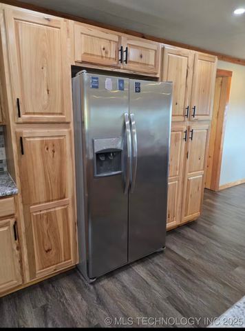 1211 Murphy Drive, Canadian, OK 74425