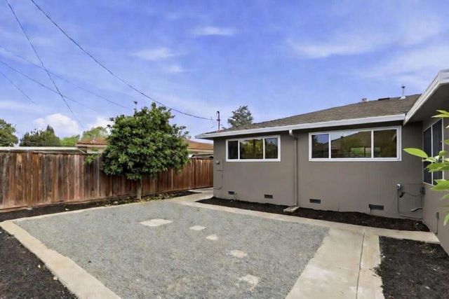 1679 Catalonia Way, San Jose, CA 95125