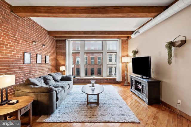 122 CHESTNUT ST #301