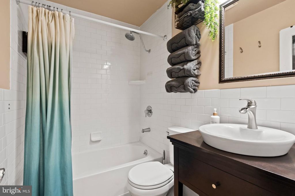 122 CHESTNUT ST #301, PHILADELPHIA, PA 19106 — photo 5