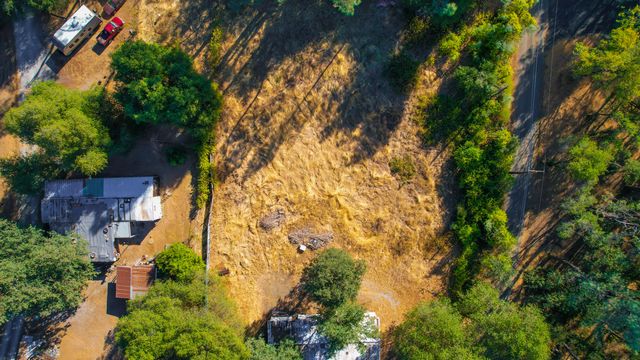 3130 Lakey Lane, Redding, CA 96003