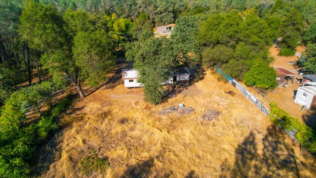 3130 Lakey Lane, Redding, CA 96003
