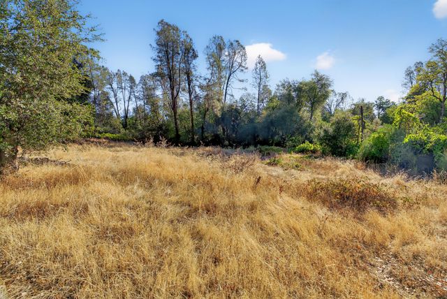 3130 Lakey Lane, Redding, CA 96003