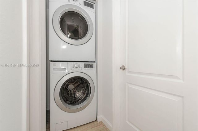 1900 Sunset Harbour Dr 1703, Miami Beach, FL 33139