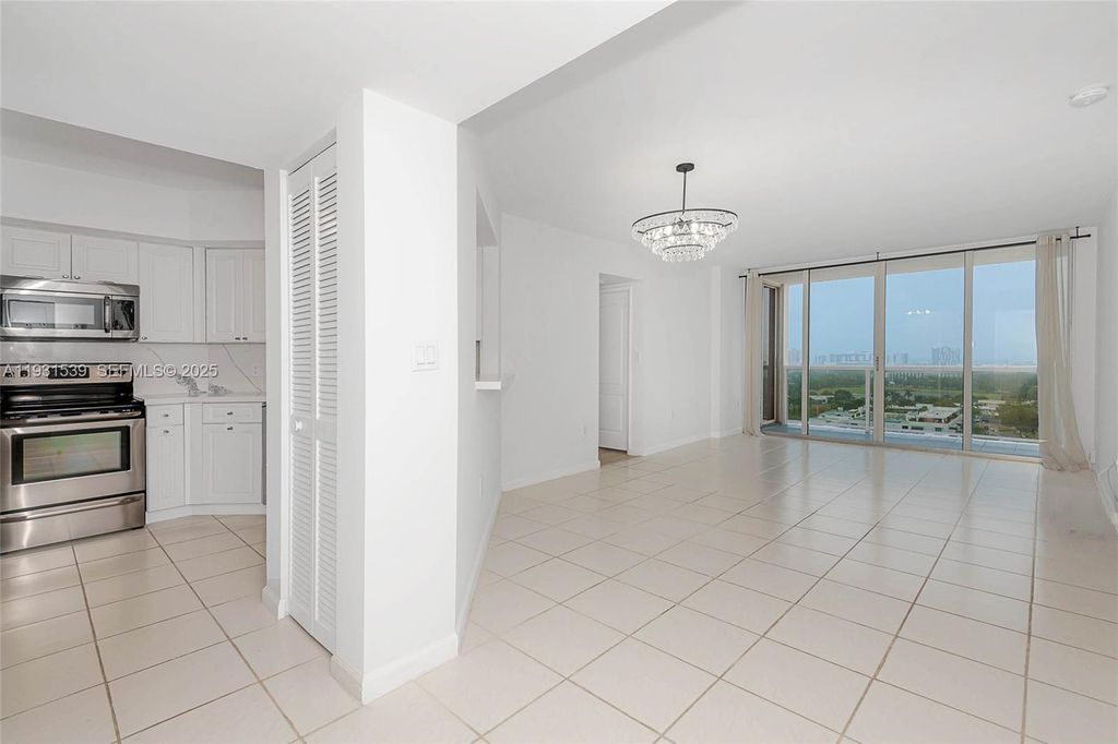1900 Sunset Harbour Dr 1703, Miami Beach, FL 33139