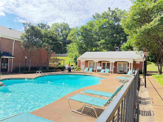 5718 Quince Rd Apt 13, Memphis, TN 38119