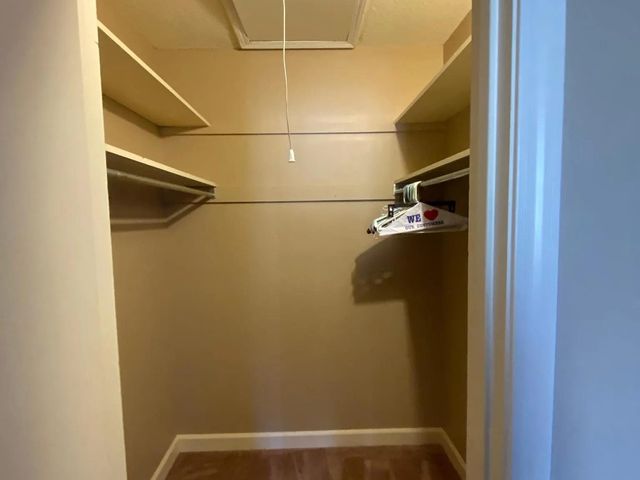 5718 Quince Rd Apt 13, Memphis, TN 38119