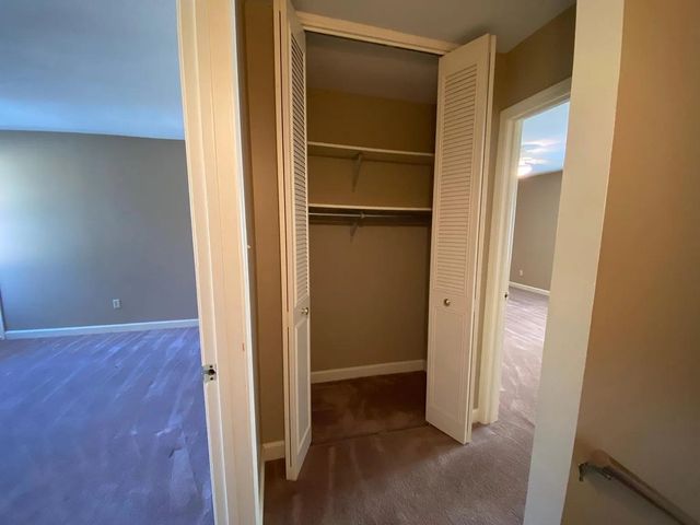 5718 Quince Rd Apt 13, Memphis, TN 38119