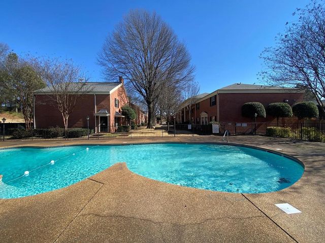 5718 Quince Rd Apt 13, Memphis, TN 38119