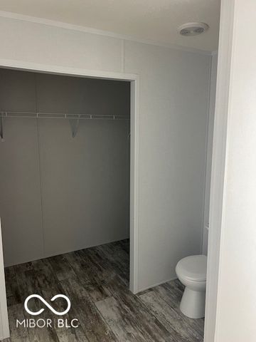 377 Locustwood Drive, North Vernon, IN 47265