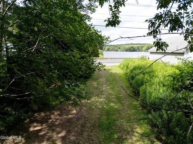 113 Quiet Path, Summit, NY 12175