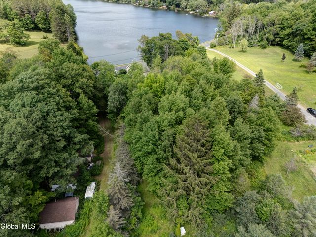 113 Quiet Path, Summit, NY 12175