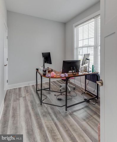 1006 MAIDEN GRASS DR, La Plata, MD 20646