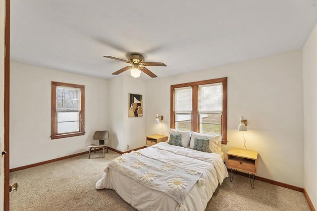 754 Summit AVENUE, Oconomowoc, WI 53066