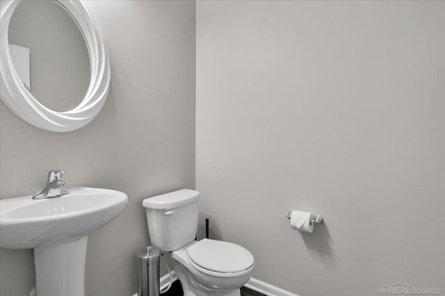 49479 Gaviota Lane, Macomb Twp, MI 48044