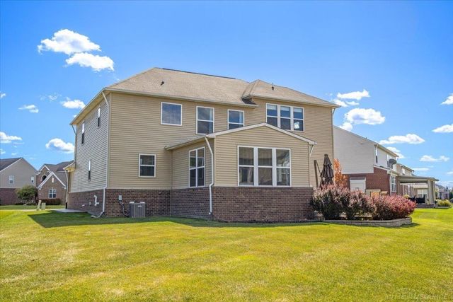 49479 Gaviota Lane, Macomb Twp, MI 48044