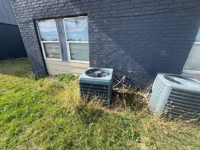 103 Pecos Place, Plainview, TX 79072