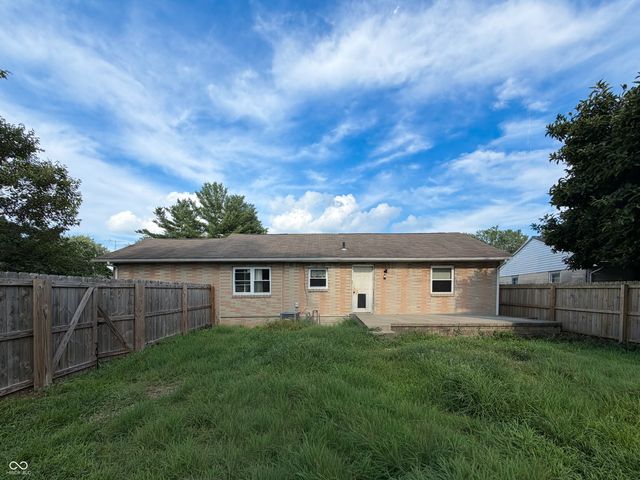120 S Francis Street, Brownstown, IN 47220