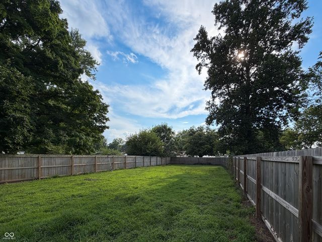 120 S Francis Street, Brownstown, IN 47220