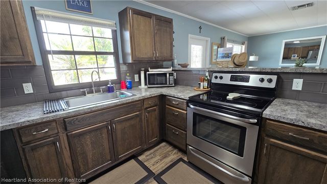 639 Killarney Drive, Sebring, FL 33870