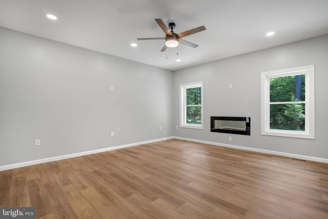 3047 DINGHY CT, Greenbackville, VA 23356