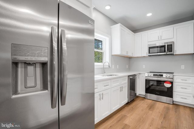 3047 DINGHY CT, Greenbackville, VA 23356